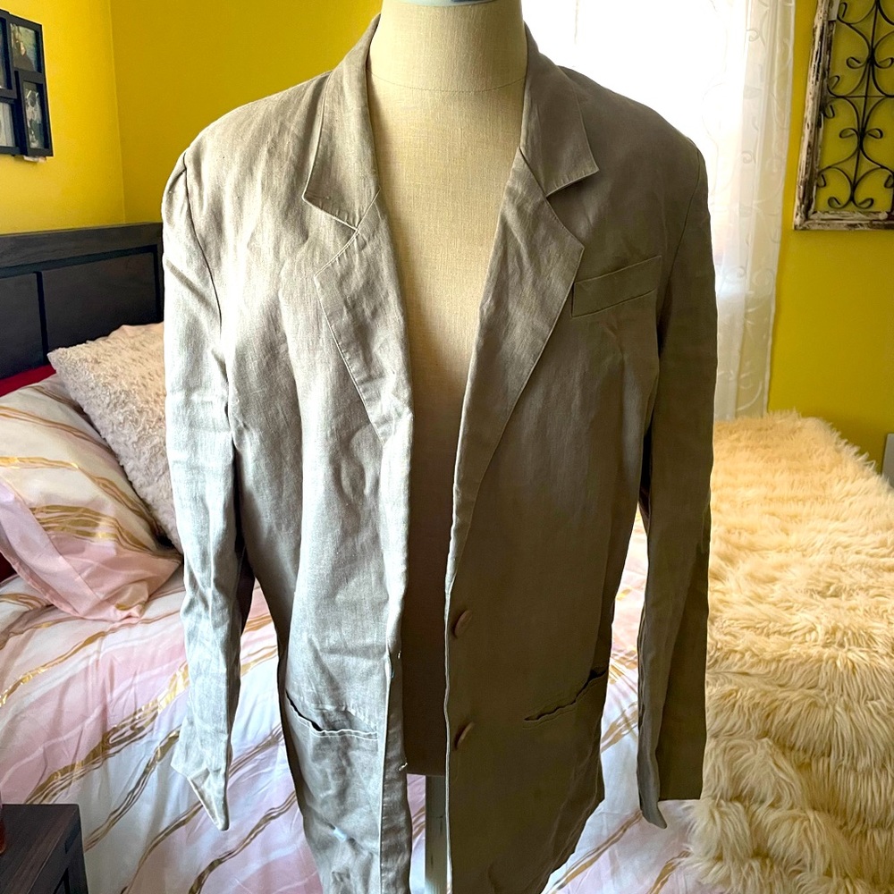 Carole Little blazer size 4